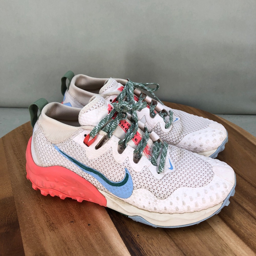 Nike Wildhorse 7 Trail Running Shoes White Coral Blue Womens Size 6.5 Knit